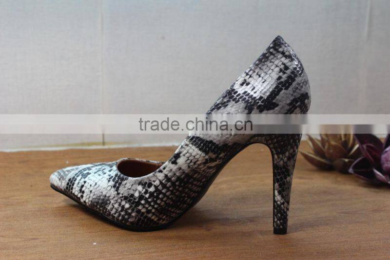 elegant snake woman shoe, charming ladies office shoes