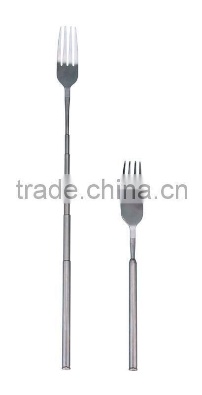 Telescopic dinner fork