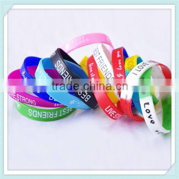 China cheap custom design silicone wristband