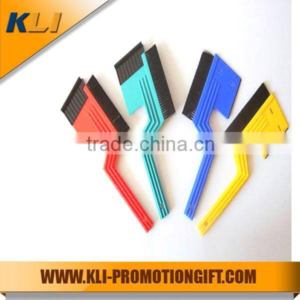 car window ice scraper with LED light