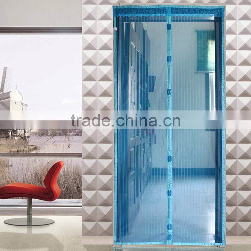 Mesh Guard Hands Free Screen Door