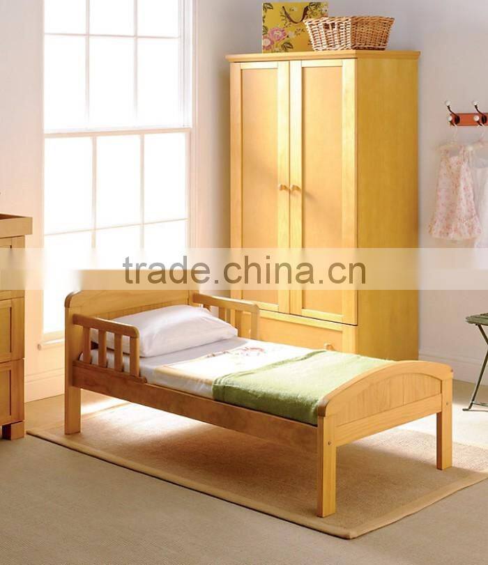 Classical Style Cheap Price Pine wood Nursery Baby Toddler Bed