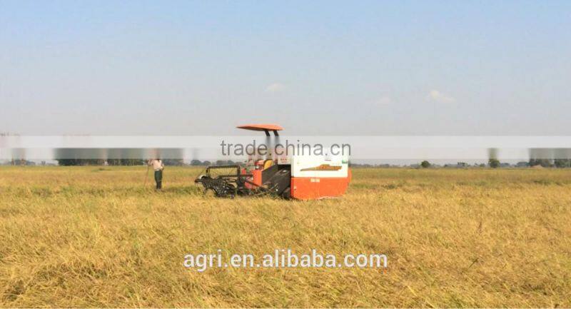 Mini agricultural machine of rice and wheat harvester