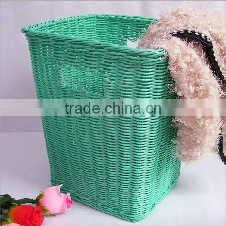 Custom wholesale waterproof plastic hand woven laundry baskets in bulk