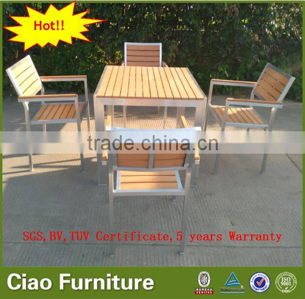 Plastic wood outdoor used restaurant dining table and chair