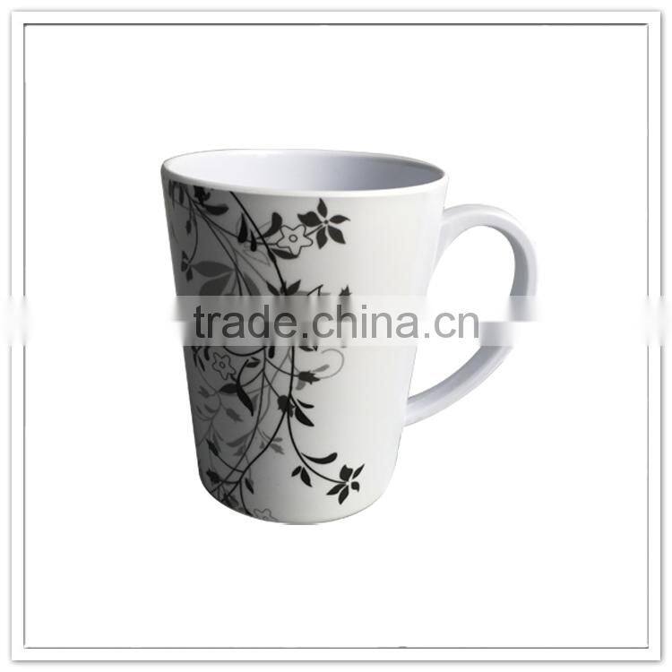 Promotional logo unbreakable drinkware black floral printing melamine 20oz plastic mug