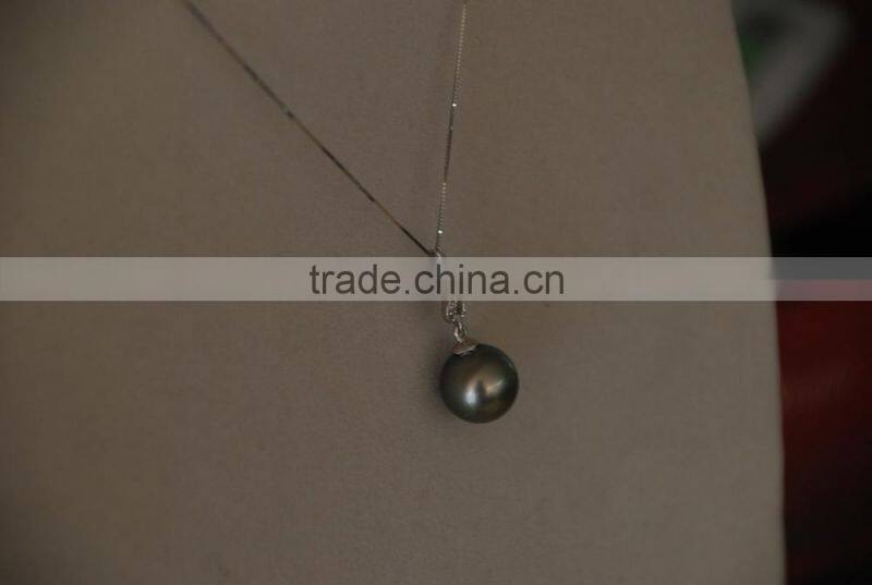 10-11mm TahitIan latest pearl pendant designs
