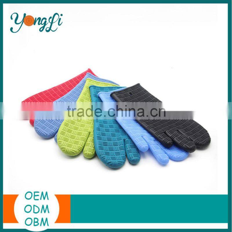 Top-Quality Newest Wholesale High Heat Resist Silicon Oven Gloves