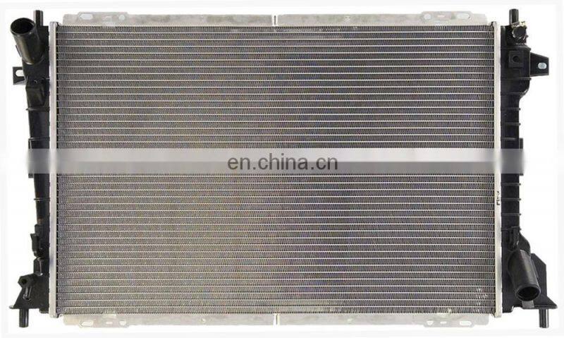 Radiator For 1998-2005 Lincoln Town Car Ford Crown Victoria 4.6L
