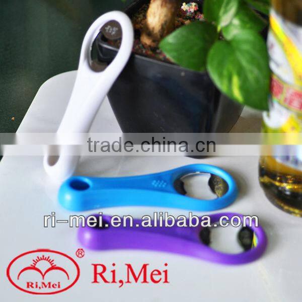 New design retractable bottle opener