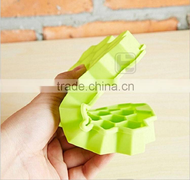 Summer honeycomb design ice tray silicone ice maker