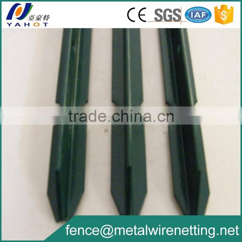 American Shape T Fence Post