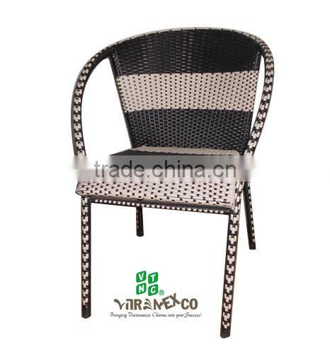 Hanging rattan chair