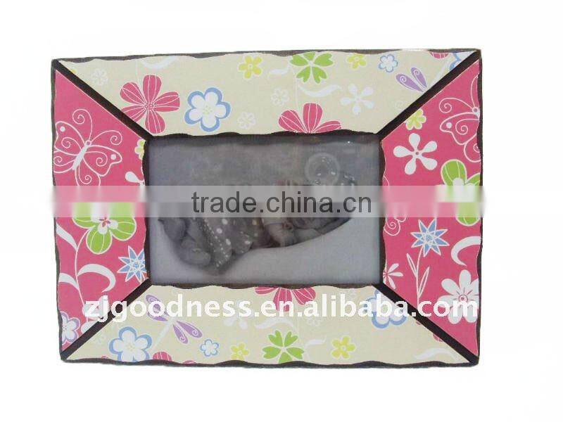 Boutique beautiful flower wreath children wood photo frame