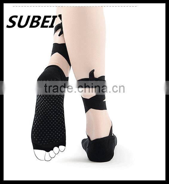 Non-slip yoga socks toe socks Toe socks lace halter dance toe socks