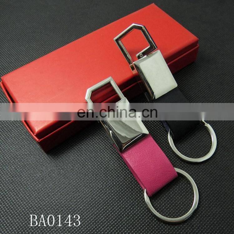 Cheap Zinc Alloy Leather Hanging Car Logo Key Holder Custom Shaped Metal Keychain