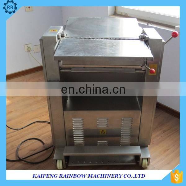 Manufacture Big Capacity Meat Skin Peeling Machine Pig slaughter equipment pig skin peeling machine