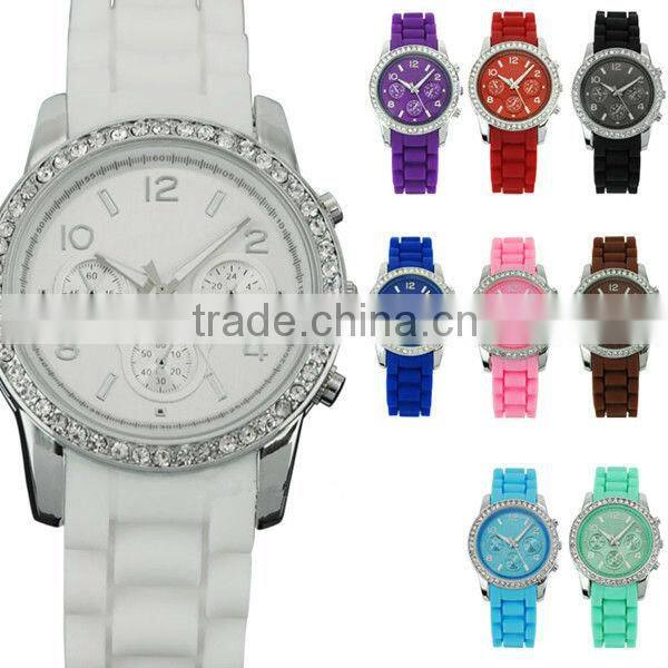 shinny naughty diamond shape crystal watch
