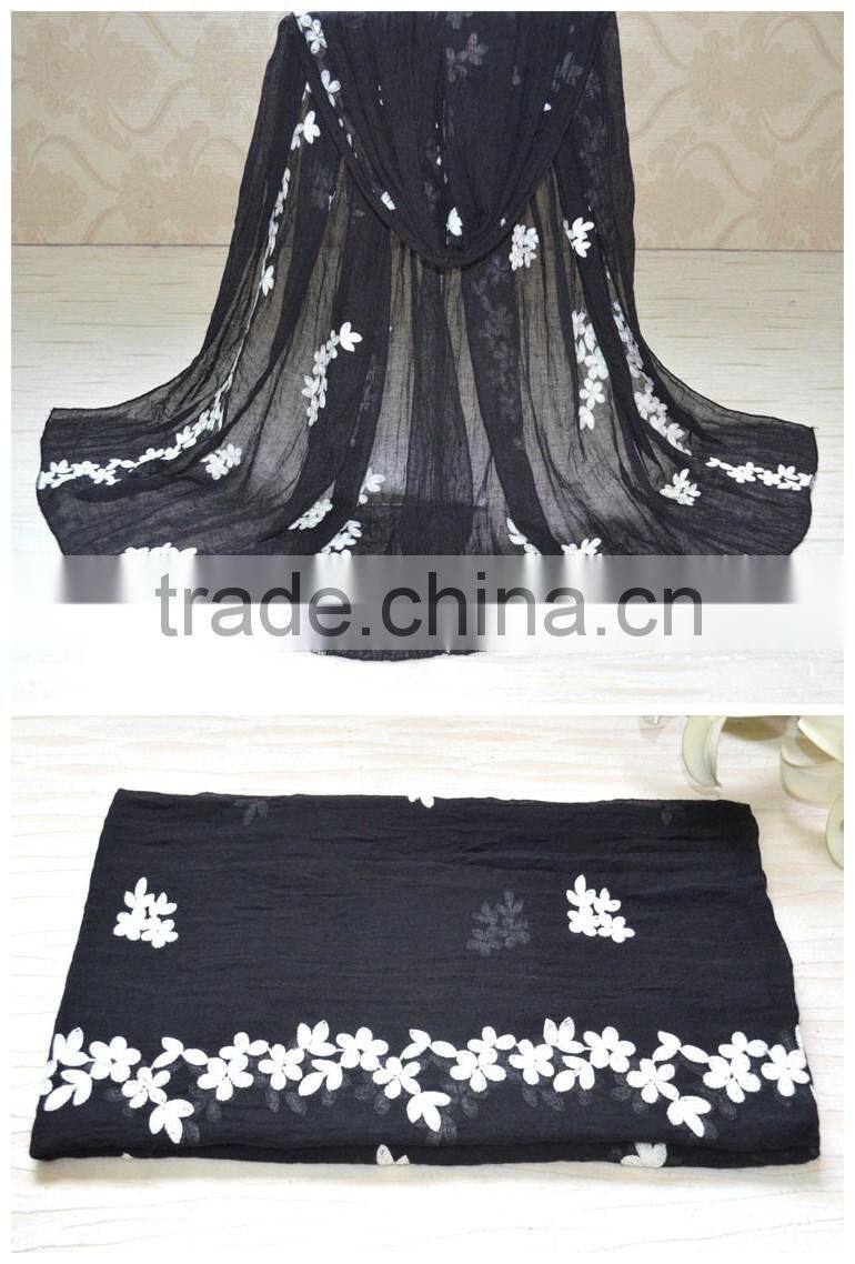 Beautiful Flower Leaf Embroideried Muslim Women Head Scarf Cotton Hijab