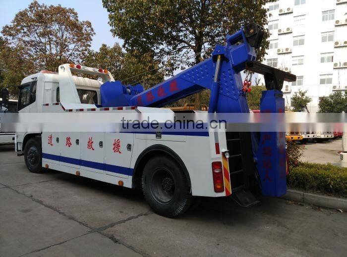 high cost performance dongfeng heavy duty wrecker truck