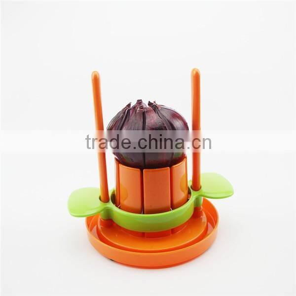 Ultra sharp easy to cut papaya slicer
