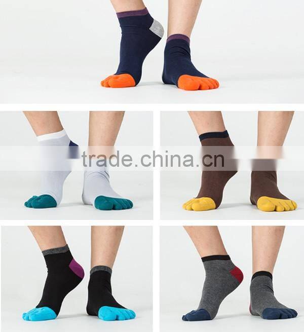 Wholesale winter warm five toe socks coral fleece 5 toe socks new technique seamless print organic cotton socks men toe socks