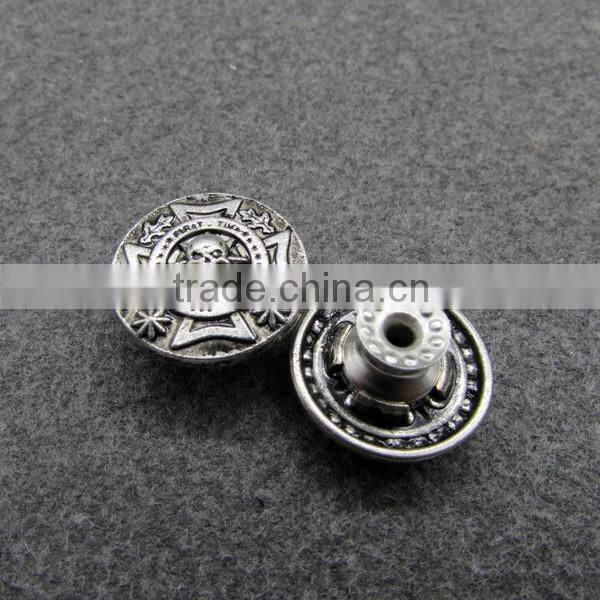 2016 Cool Ghost Face Metal Shank Button