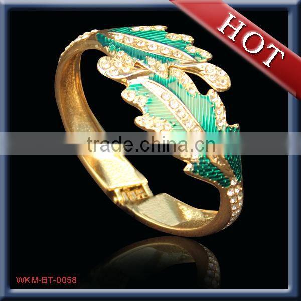 trendy and fashion charm bracelet 2014