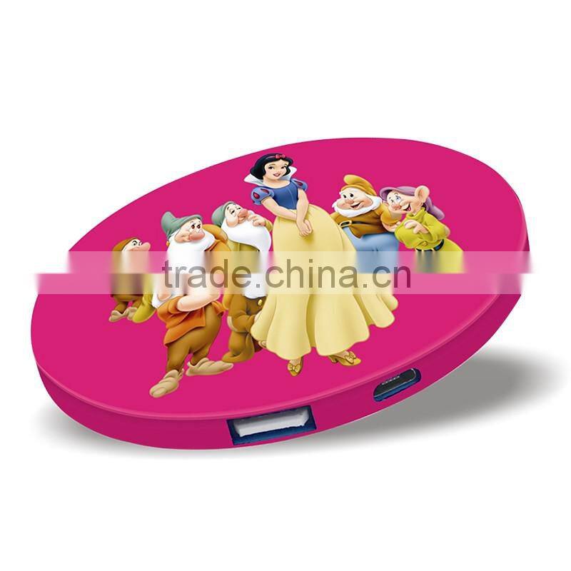 2016 new design ultra slim 5V 1A promotional 4000mah mobile solar power bank