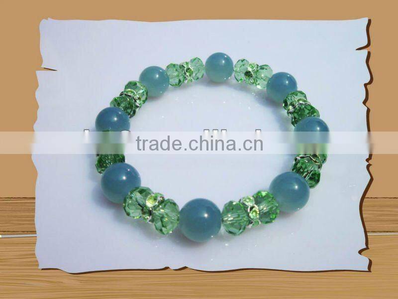 New design!! 12mm Crystal uv bead bracelet.Glow bead bracelrt.