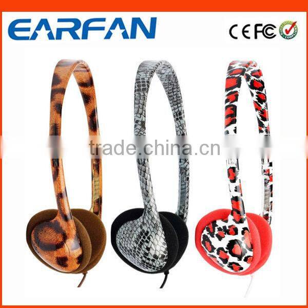 FSG-M003 Customer logo promotional headphone with CE ROHS and factory price