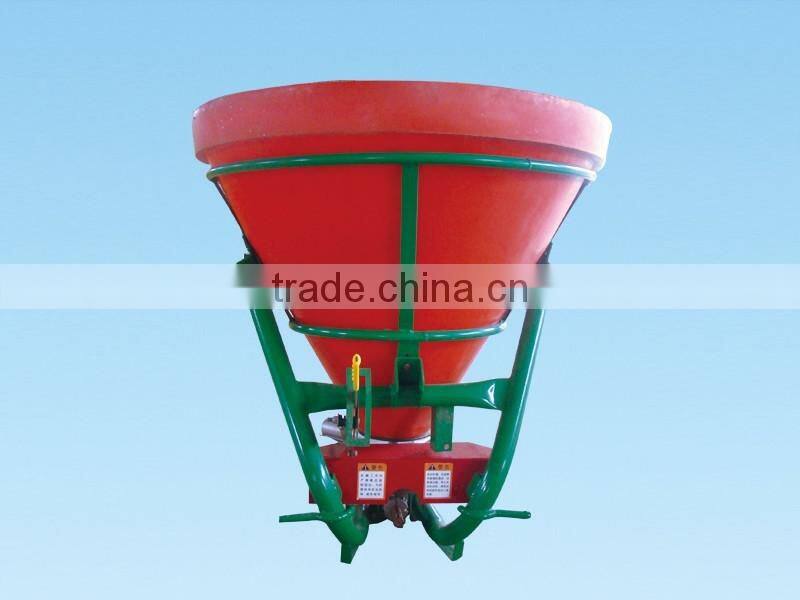 Tractor trailed fertilizer spreader lime spreader truck manure spreaders for sale