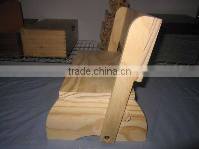 2015 Bedroom, living room corner faceplate shelf