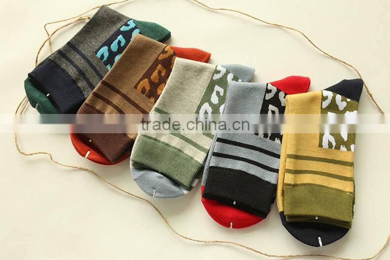 Customized autumn winter mens personality warm small dot mosaic stripe high tube combed cotton tube socks