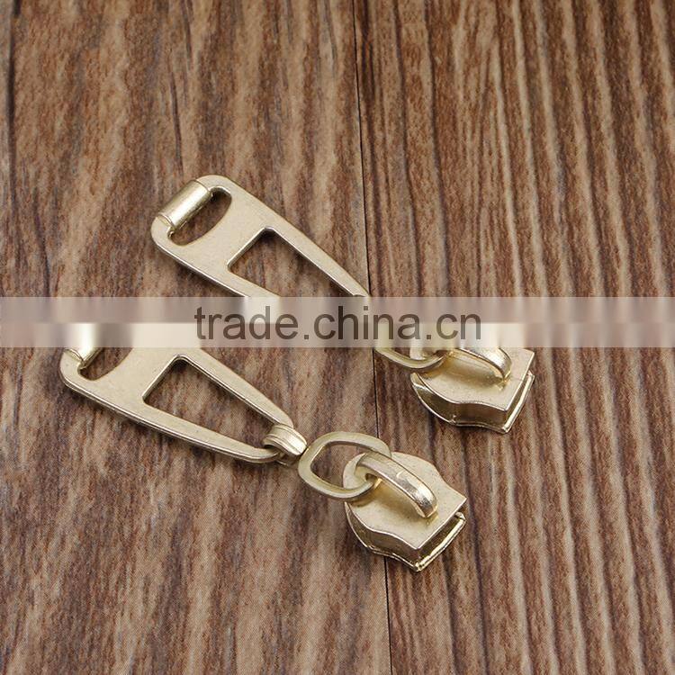 Fashion Custom Logo Zipper Pullers For Bag