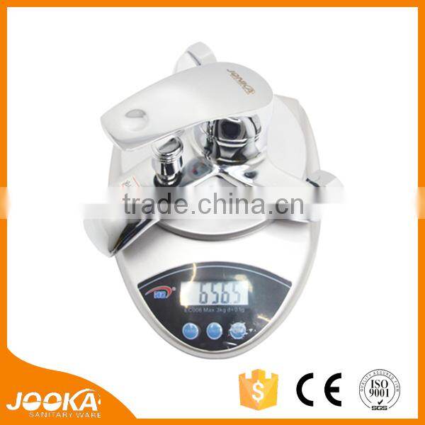 Wall mounted bath mixer faucet