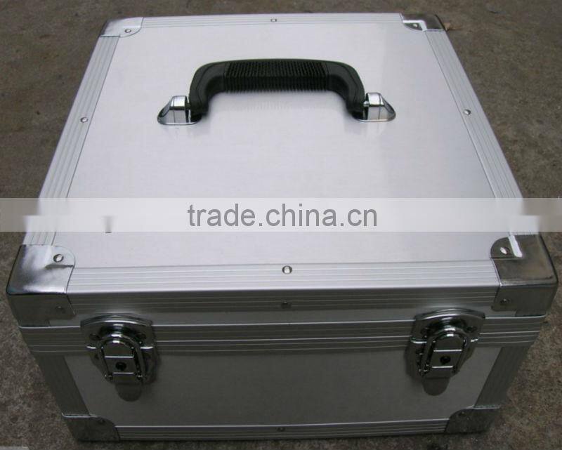 Pet carrier /pet cage /aluminum pet case with lock and strong handle