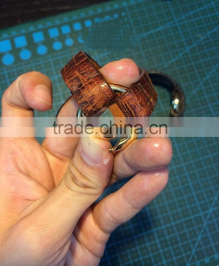 Personality High Feshion Genuine Leather Crocodile Parttern Crack Vintage Retro Style Hand Make Bracelet for mens