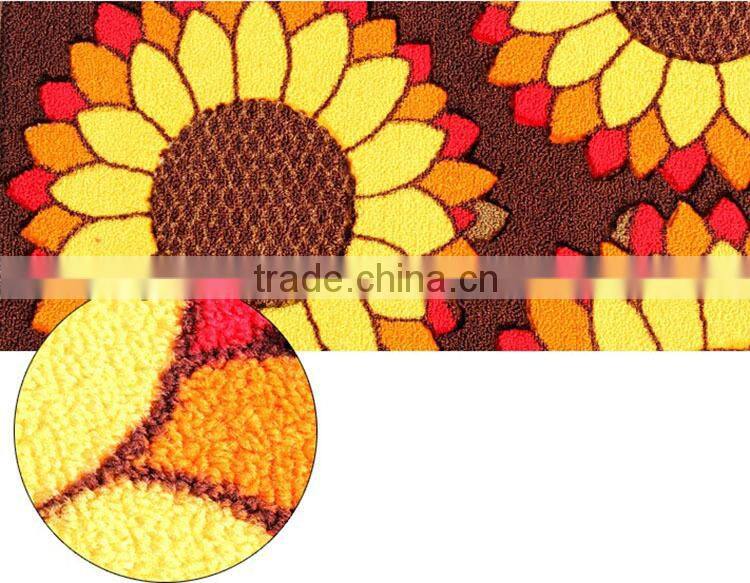 Latest productions nice quality flowers printed anti-slip bedroom carpet