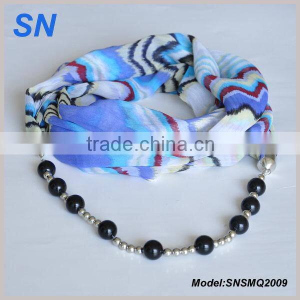 Beads chain pendant scarf color texture design scarf