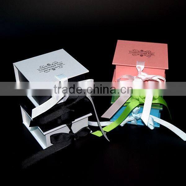 Free sample white different types hard paper gift packaging box