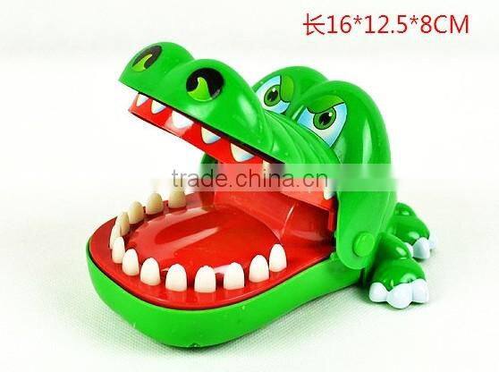 Hot sell Funning lucky Press Cayman,crocodile dentist,plastic alligator,crocodilian