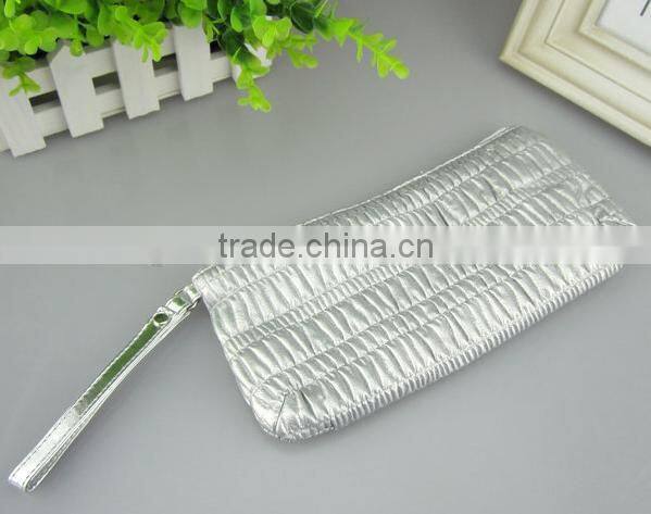 2014 fashion silver wrinkle PU cosmetic pouch bag with zipper