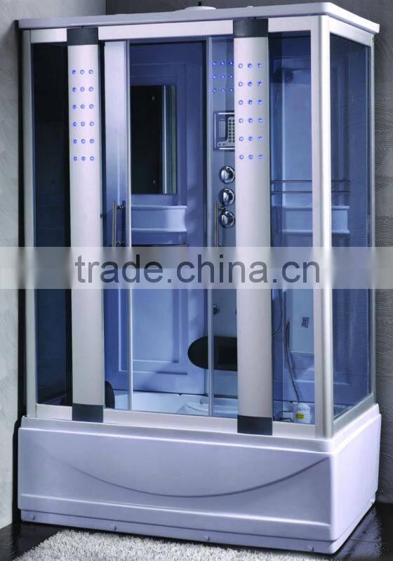 Mirror shower cubicle