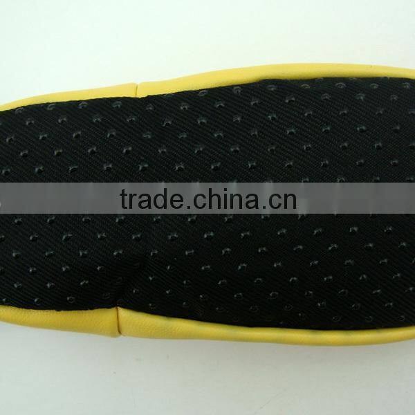 GSB-36 High quality fashion and comfortable pink baby girl socks that look like shoes with rubber sole