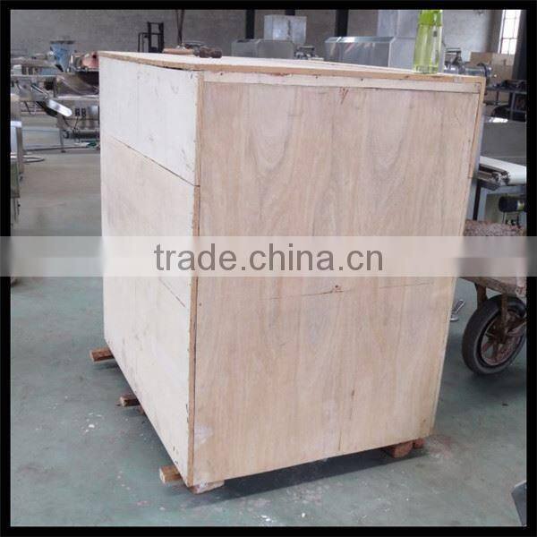 Resource-saving baling machine for waste paper and cartons with high performance