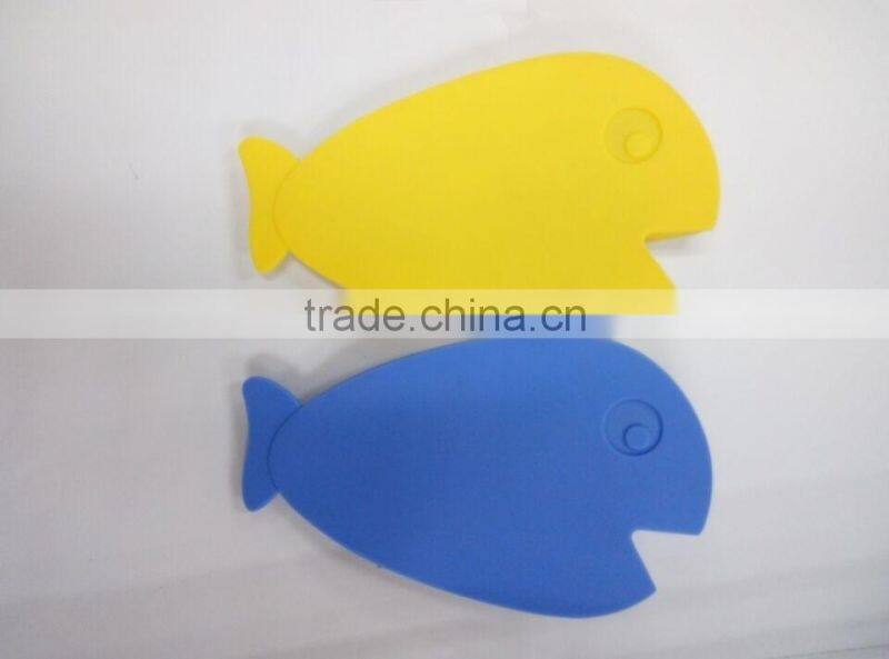 New design FDA approved oven glove, fish shape silicone heat insulation gloves