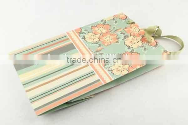 Printed Foldable Gift Bag With Stripe Patterns/ Shopping Paper Bag