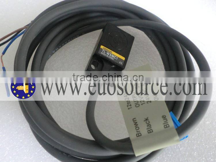 (NEW) OMRON Push switches 74005-3066 UM5-3066