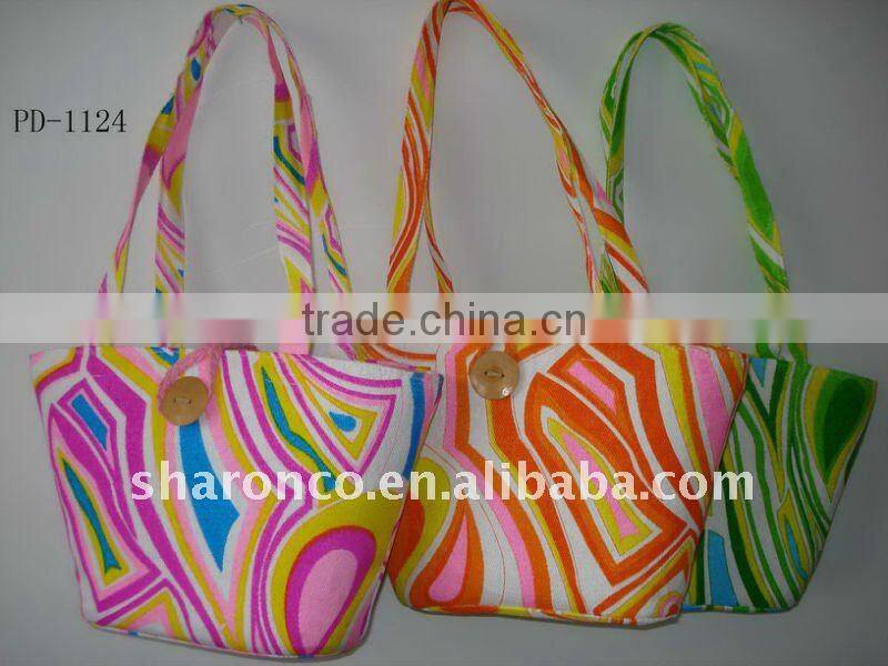 Colourful fashion bag with fabric lining
